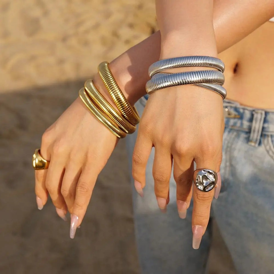 Hip Hop Spiral Bangle