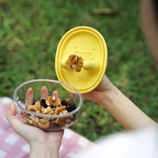 Finger Pop Snack Container