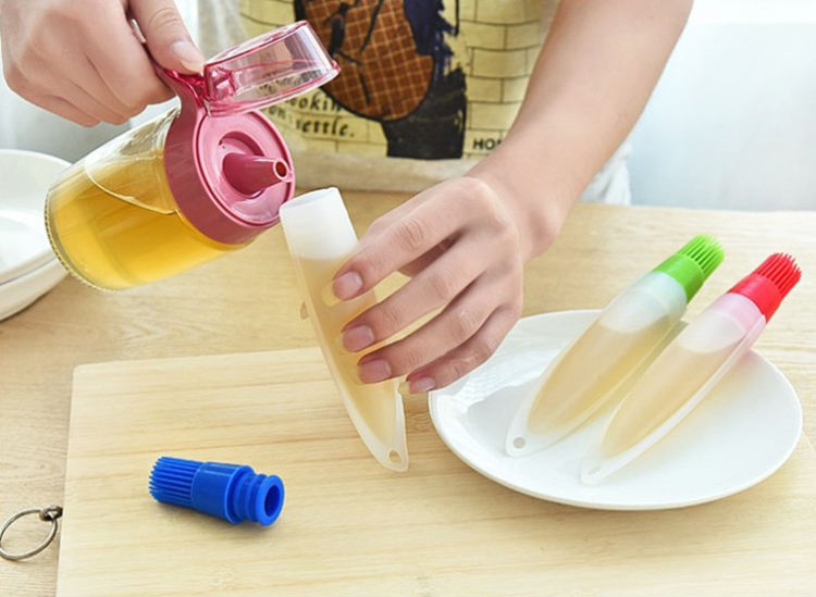 Silicone Oil Spreader Brush tube