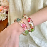 Women's simple design artistic flower resin bracelet