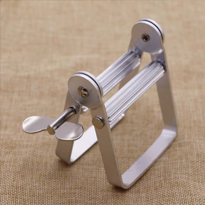 Rolling Toothpaste Squeezer